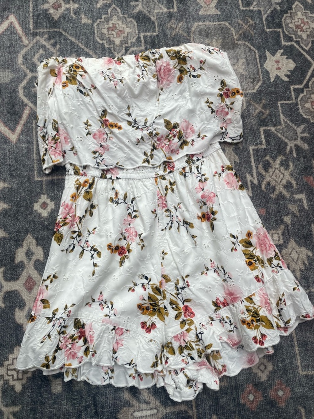 American Eagle Outfitters White Floral Off-Shoulder Dress with Pink Roses